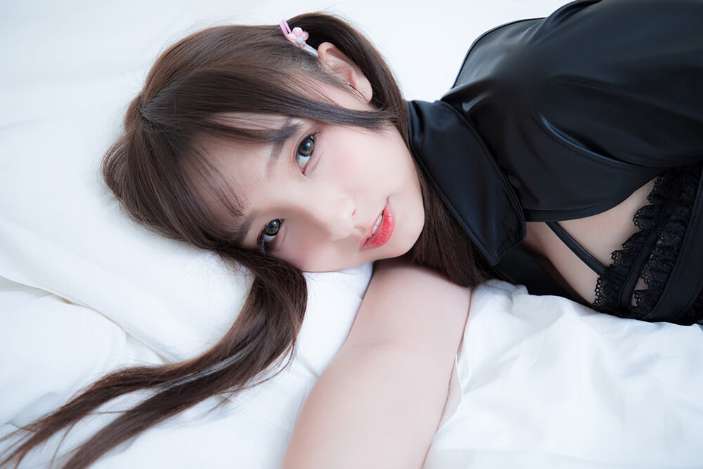 神楽坂真冬 – Little Devil
