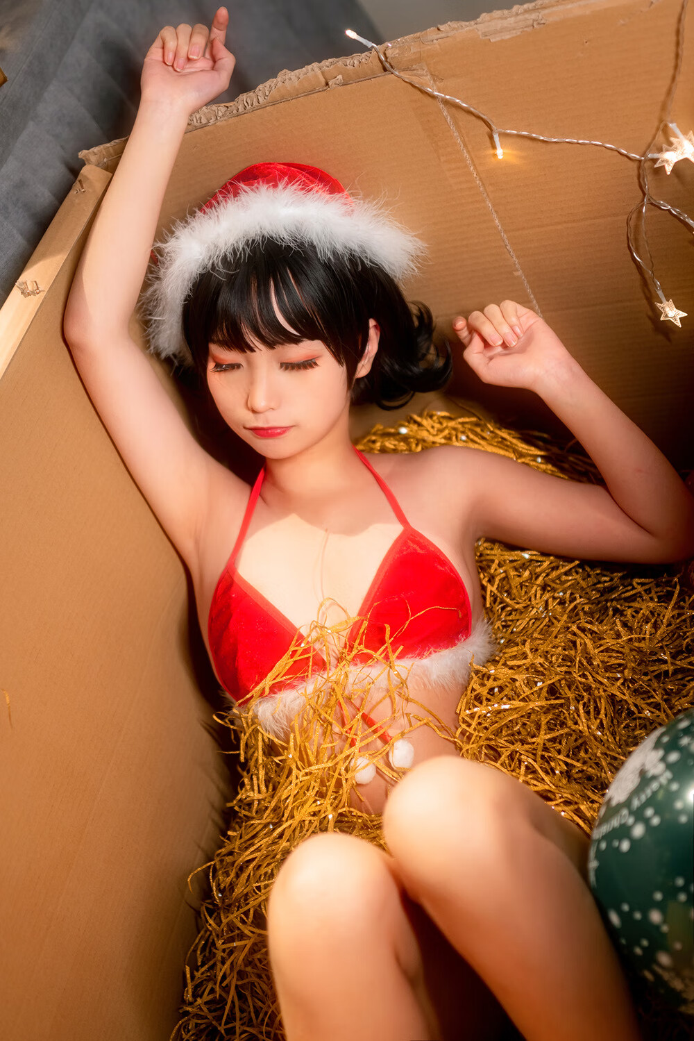 蠢沫沫 圣诞箱子 [35P-363MB]