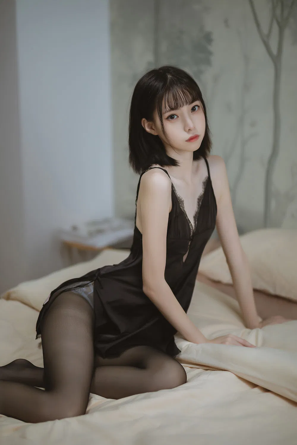 许岚LAN 黑色蕾丝睡衣[40P-585MB]-次元堂