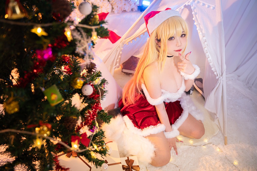 惊！二次元圈杀出一匹黑马：贞子蜜桃如何用「恐怖美学」颠覆 Cosplay 界？