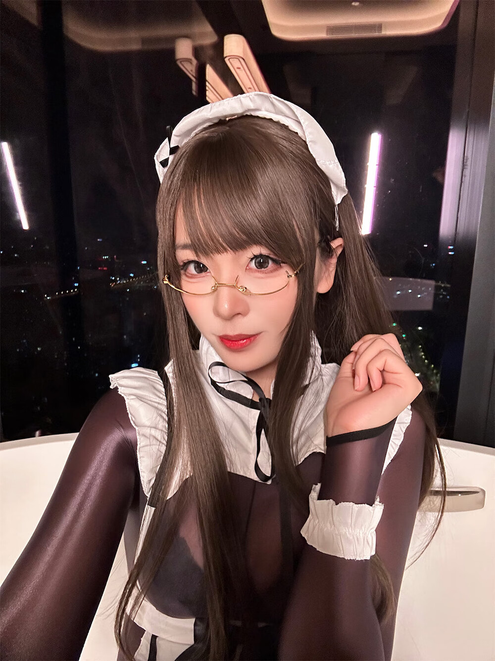 轩萧学姐 连体丝女仆[90P1V-677M]-次元堂
