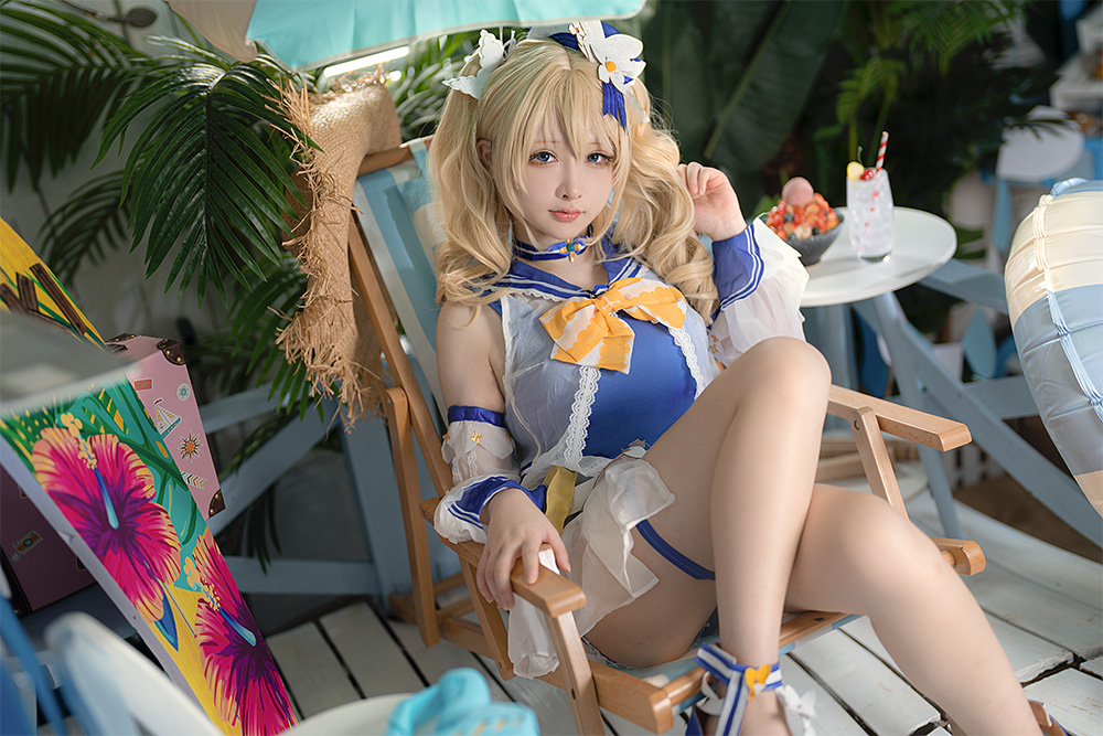 闪耀聚光灯下的次元精灵：樱梨梨 Eriri 的元气 Cosplay 之旅-次元堂