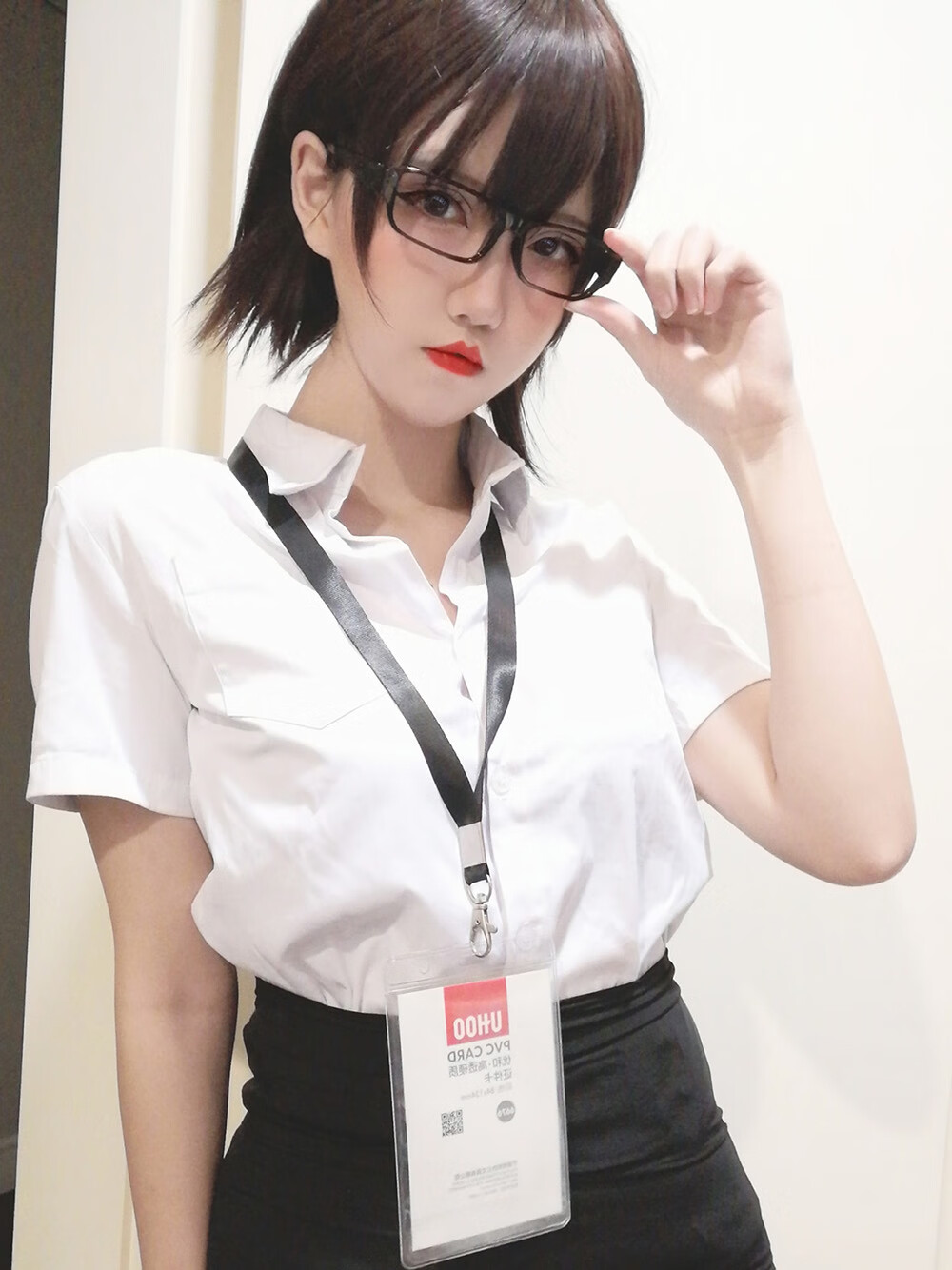 阿薰kaOri 黑丝OL[45P-188MB]