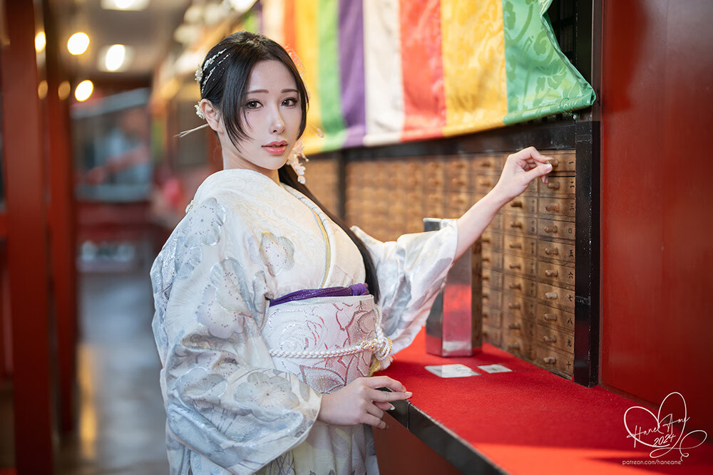 雨波_HaneAme Original 2024 New year Silver Kimono[32P5V-107M]