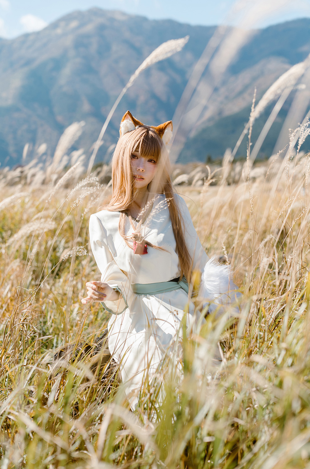 ElyEE子 Breeze 狼與微風 [34P3V-207MB]