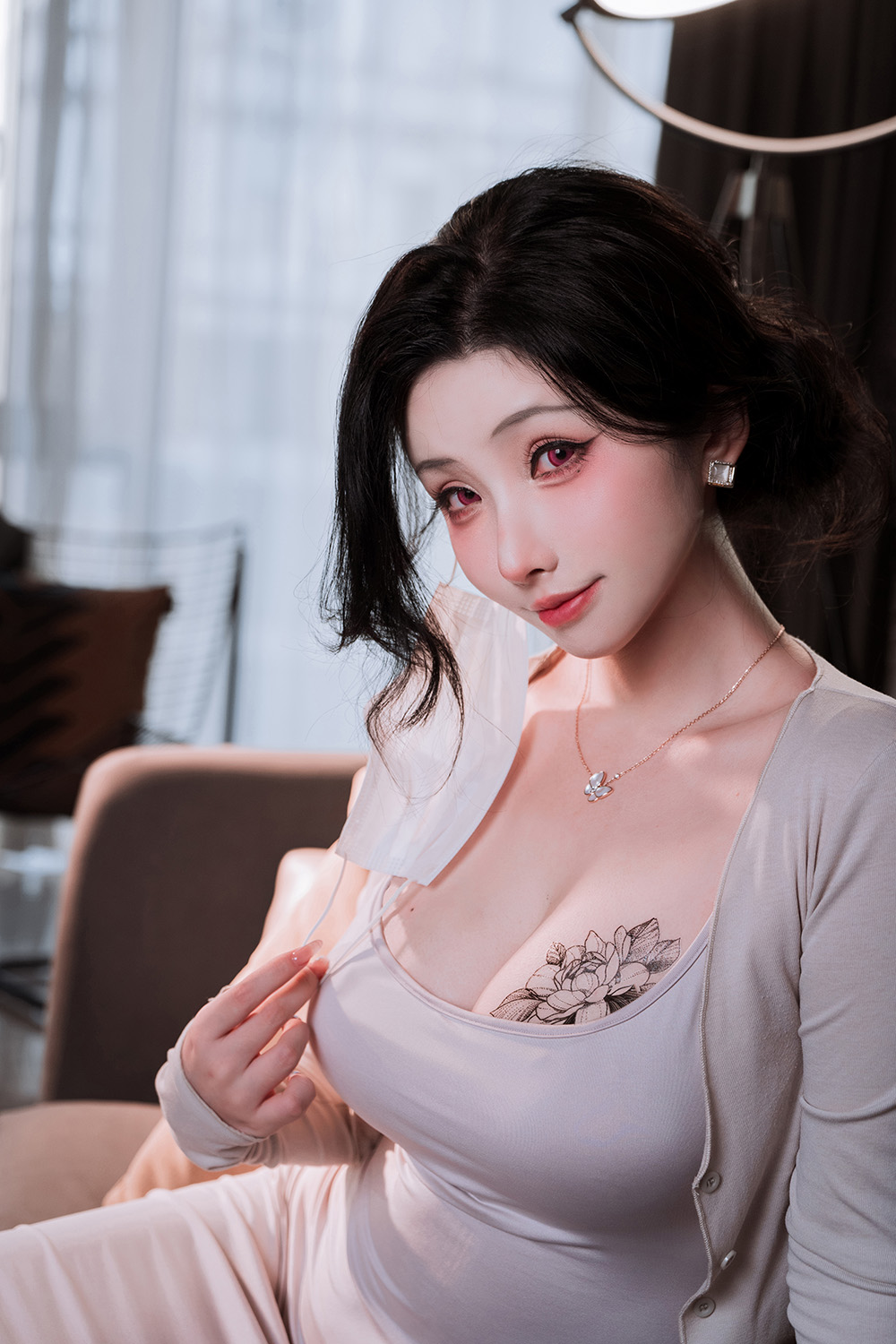rioko凉凉子COS图集作品预览 rioko凉凉子COS图集作品预览