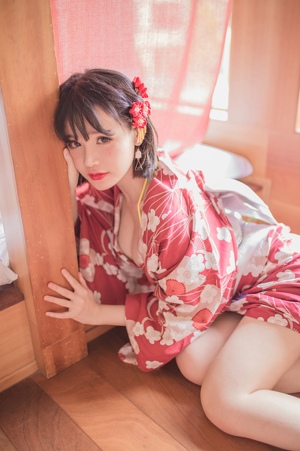 Yoko宅夏：二次元世界的魅力小精灵