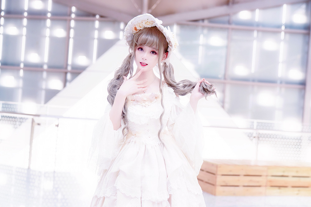 🔥家人们谁懂啊！yui 金鱼这二次元精灵直接杀疯 cos 圈！每一套造型都美到心巴上！！