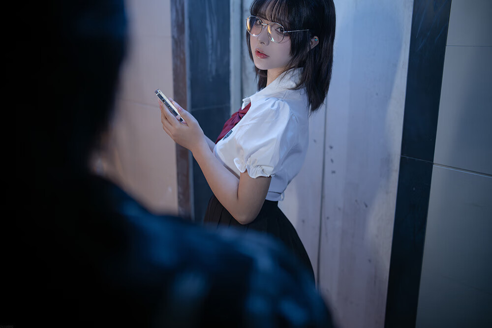 yuuhui玉汇 电梯间-尾行 [164P1V-1.58GB]