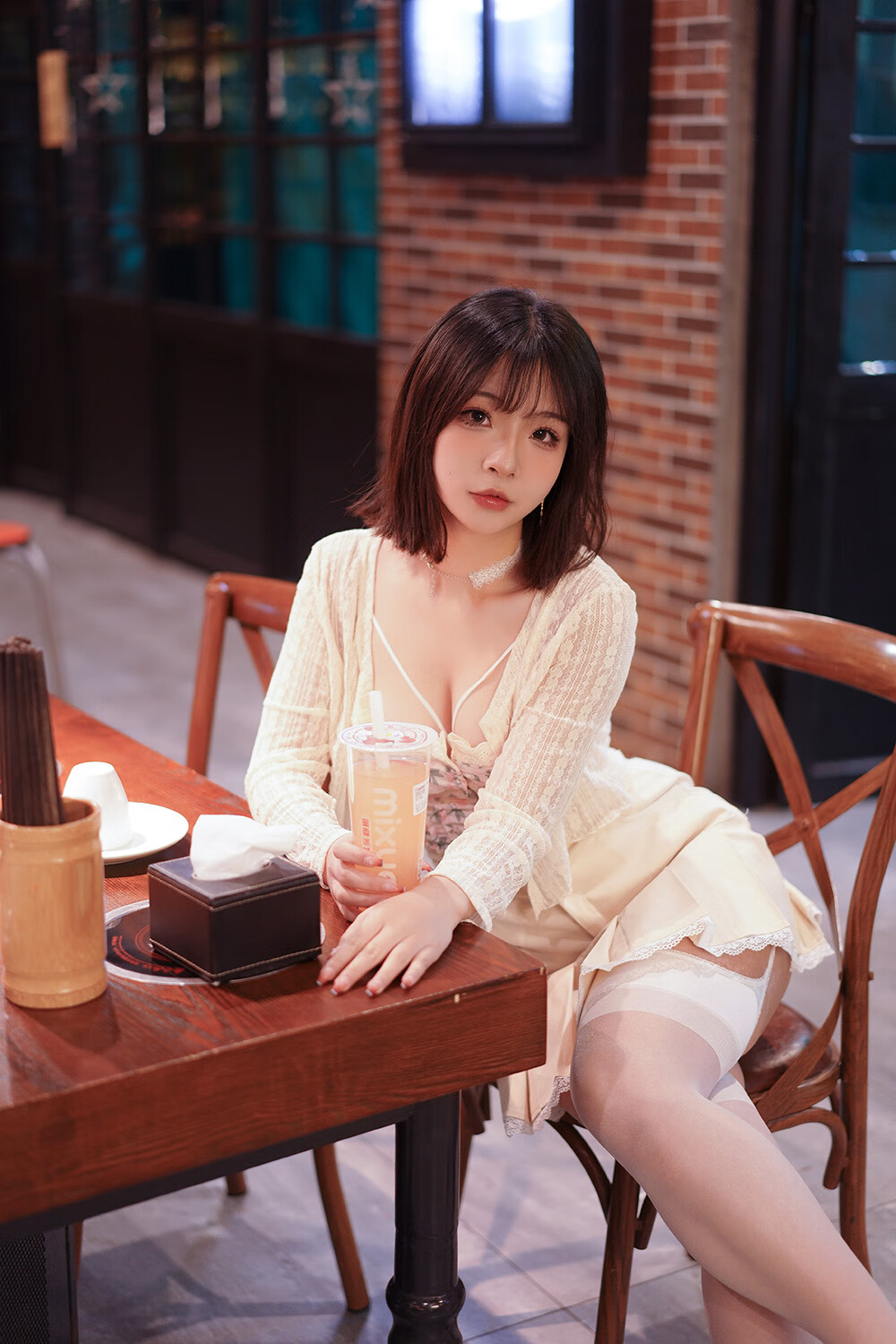 yuuhui玉汇 蕾丝情人 [56P-855MB]