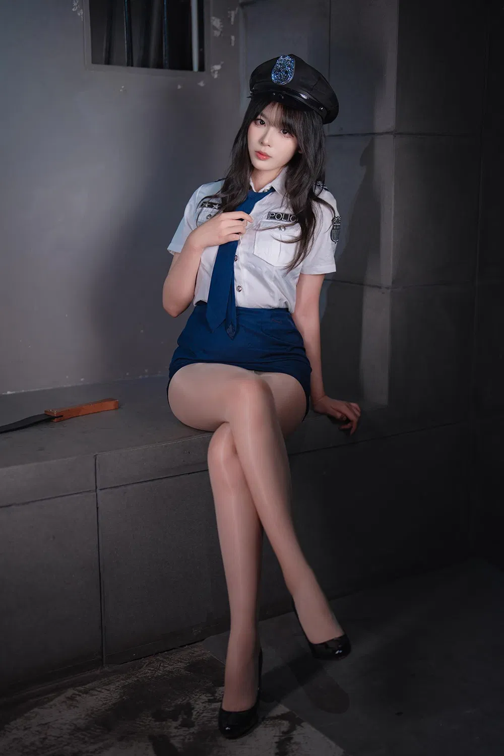 轩萧学姐 女警官 [170P-2.37GB]-次元堂