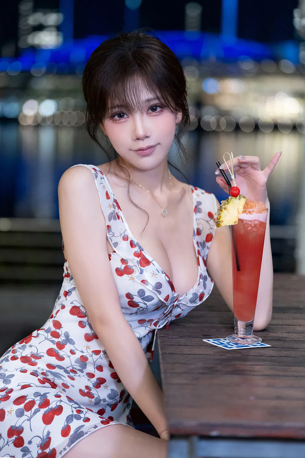 水淼Aqua Patreon 新加坡夜拍留恋[12P-18M]-次元堂