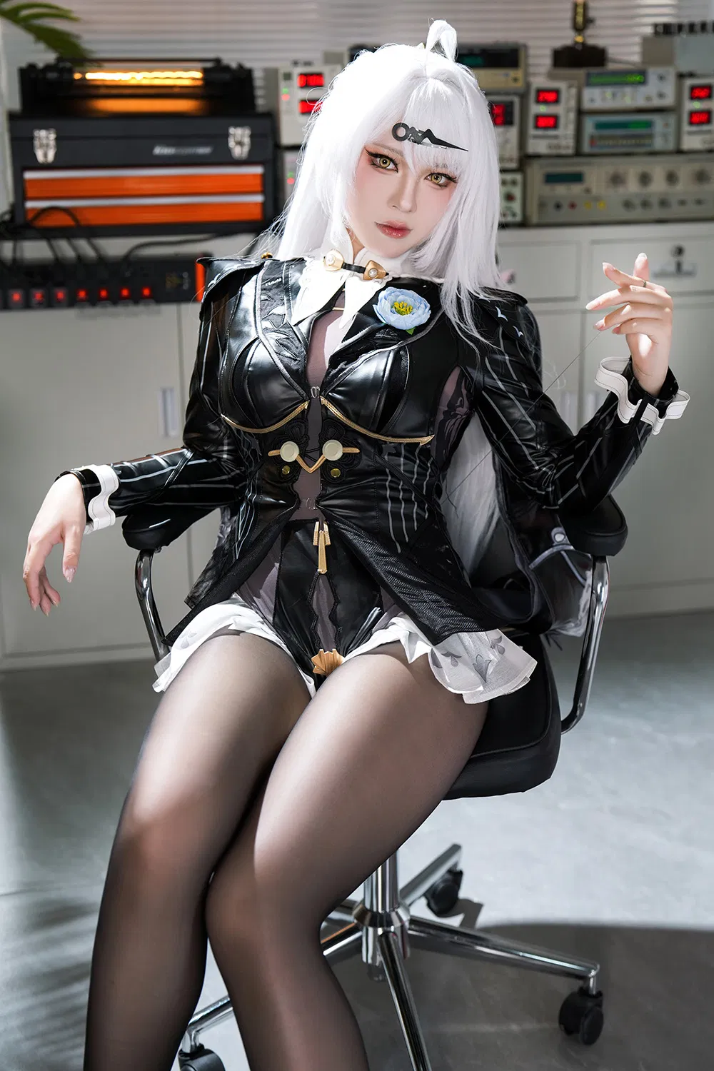 半半子  儀玄師匠[51P4V-422M]-次元堂